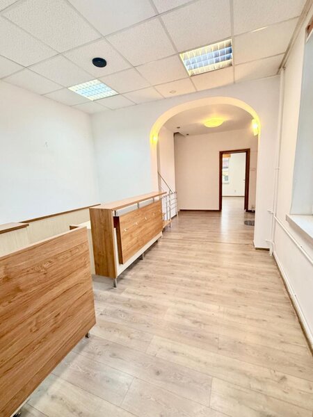 Mosilor-Foisorul de Foc, vila (D+P+E1+M) birou, clinica, after school etc.