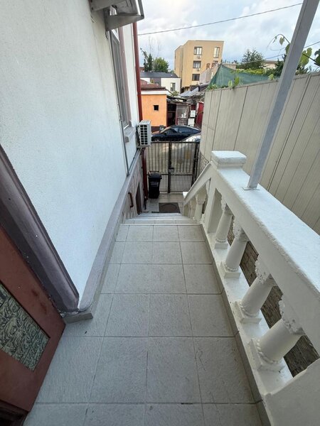 Mosilor-Foisorul de Foc, vila (D+P+E1+M) birou, clinica, after school etc.