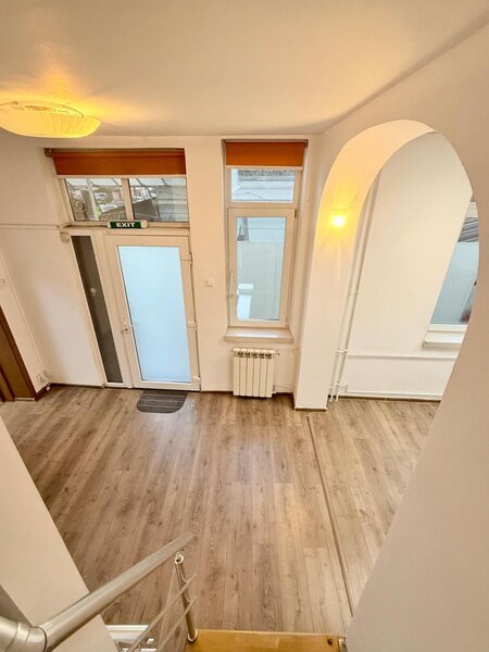 Mosilor-Foisorul de Foc, vila (D+P+E1+M) birou, clinica, after school etc.