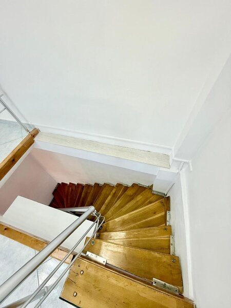 Mosilor-Foisorul de Foc, vila (D+P+E1+M) birou, clinica, after school etc.